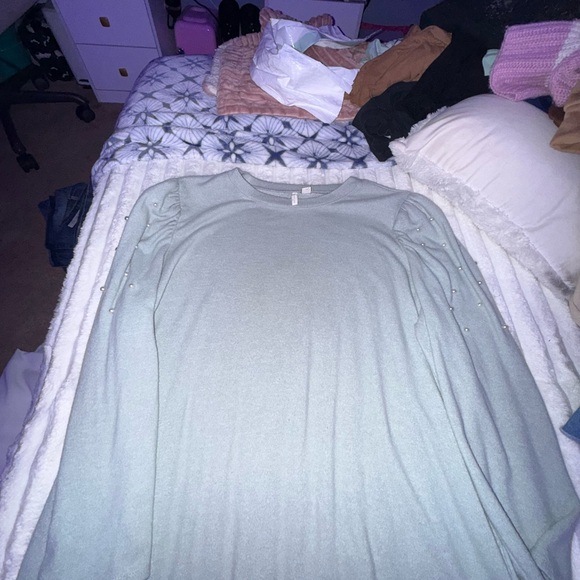 Cato Light Gray pearl Sweater - Picture 2 of 2